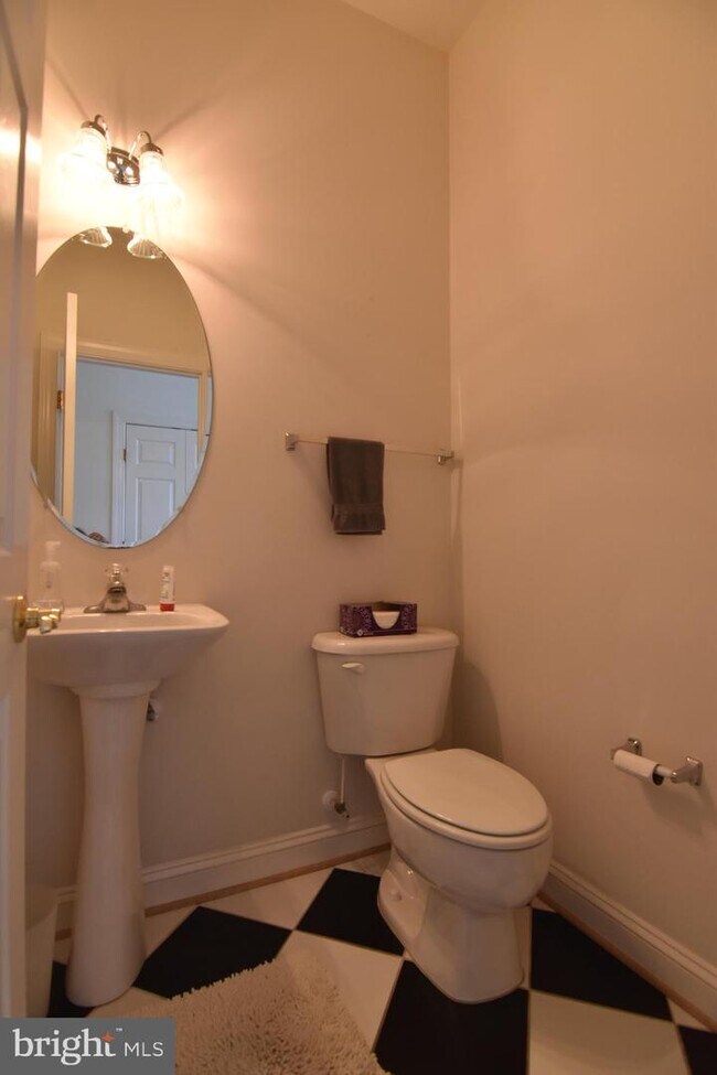 Building Photo - 22538 Landing Way