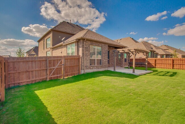 Building Photo - 1300 Mustang Brook Ln
