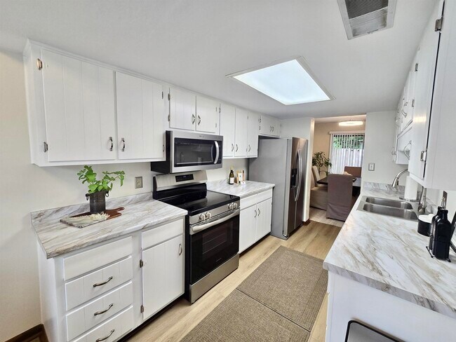 Building Photo - 2840 Blairstone Ct