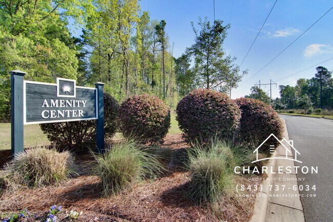 Building Photo - 200 Woodward Rd