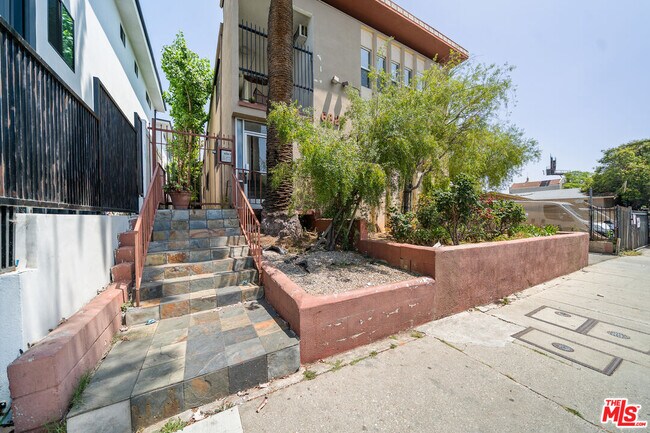Primary Photo - 6827 Leland Way