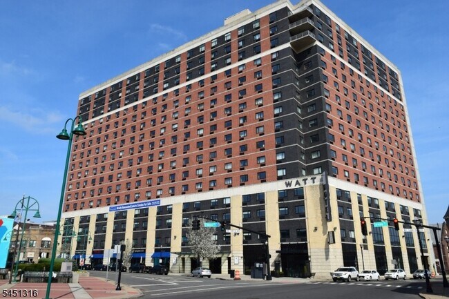 Building Photo - 1 Carriage City Plz
