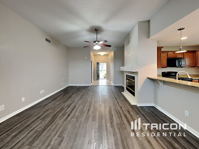Building Photo - 1824 Erin Brooke Dr