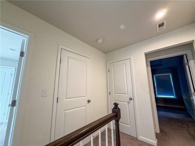 Building Photo - 2452 Coosa Vly