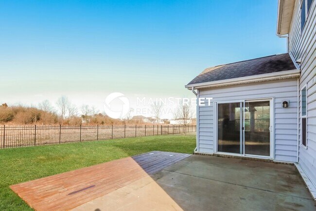 Building Photo - 3 Bedroom Pet-Friendly Home in Murfreesbor...