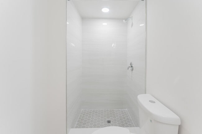 Building Photo - 20889 St Andrews Blvd