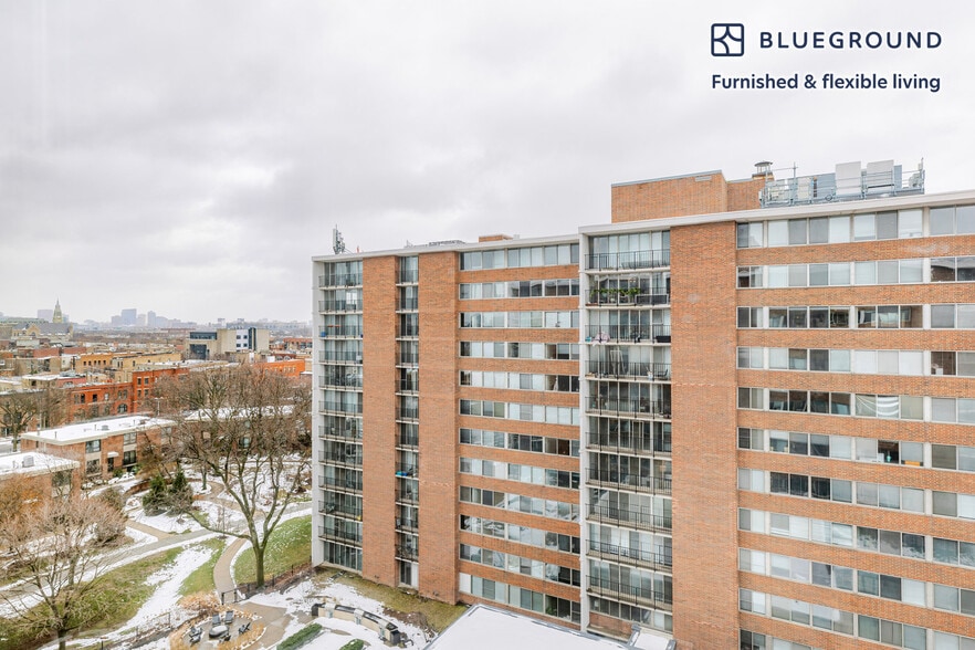 Building Photo - 901 S Ashland Ave