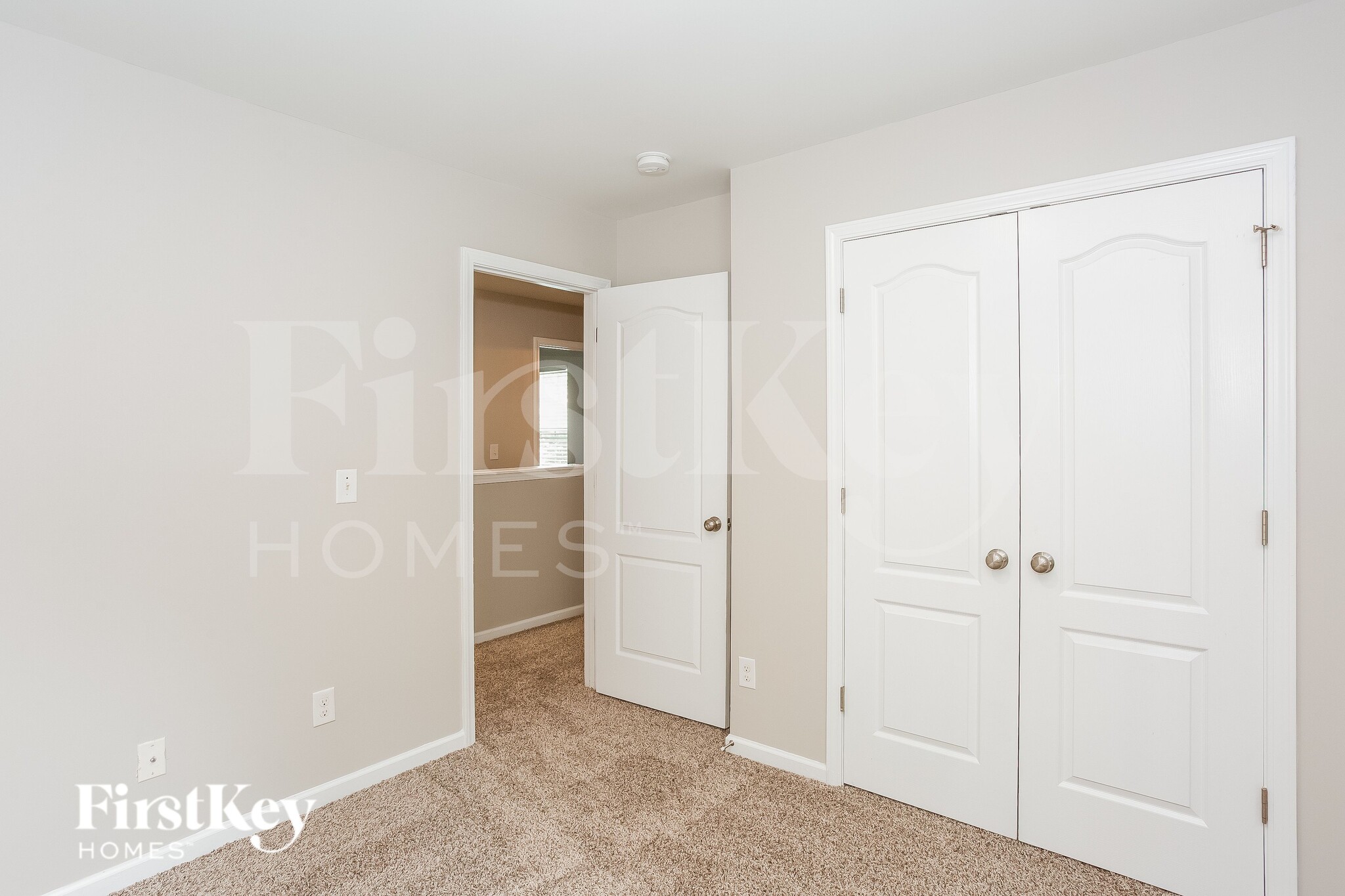 Building Photo - 5212 Raspberry Knoll Dr