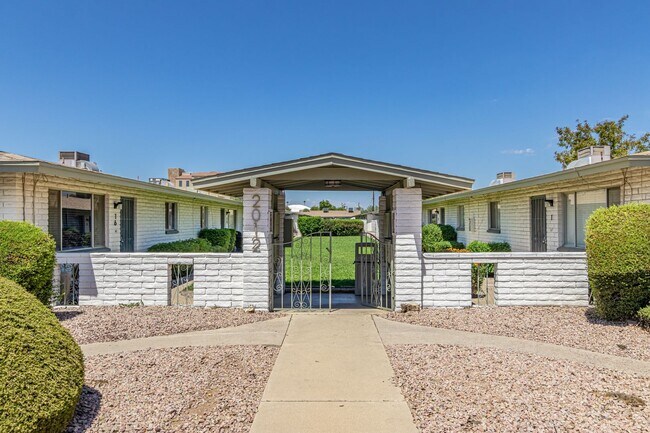 Interior Photo - Rossmore Apartments