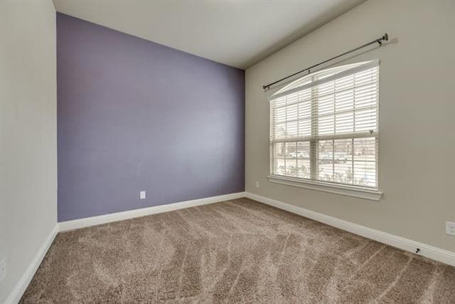 Building Photo - 15500 Cornwallis St