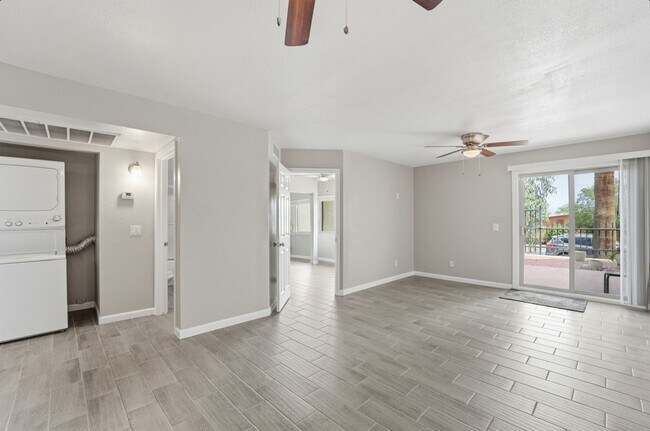 Building Photo - Central Phoenix Gem! Private Patio, Gated, Pool + Underground Parking