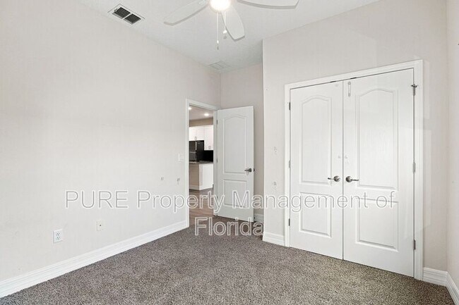 Building Photo - 13831 SW 33rd Terrace