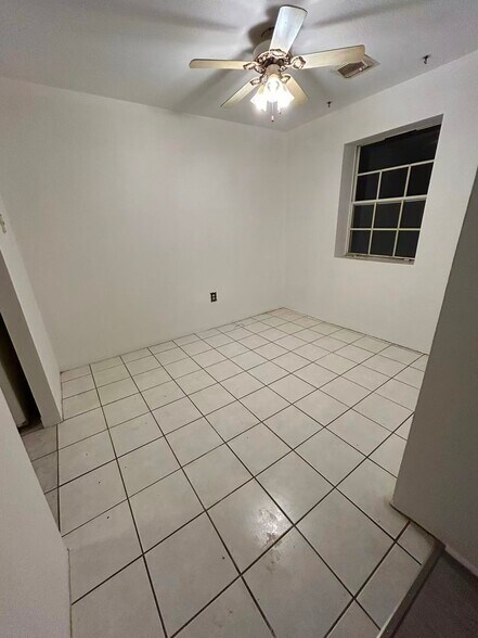 Building Photo - 5 Louisburg Sq