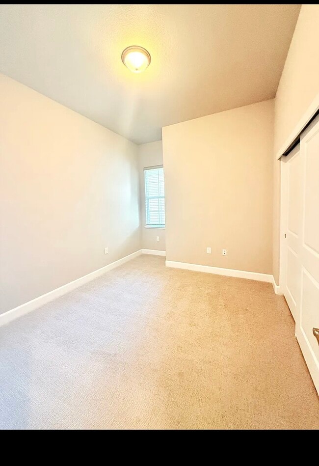 Building Photo - 1521 Wadsworth Cir