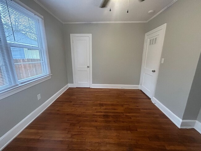 Building Photo - 5105 Middleton St