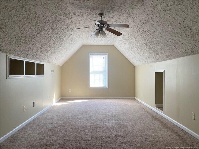 Building Photo - 675 Americana Dr