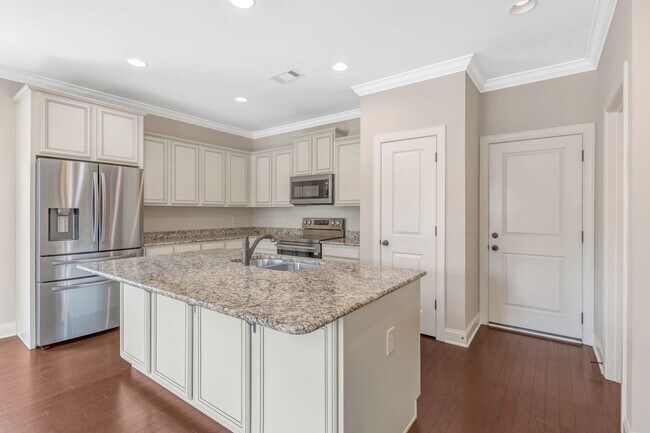 Building Photo - 1201 Moher Blvd