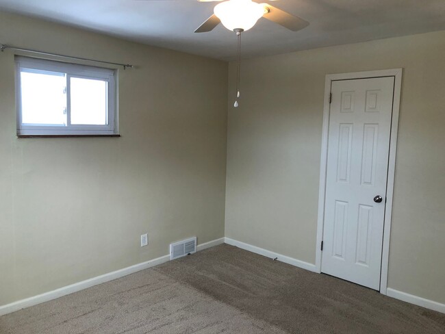 Building Photo - Single Family home in Plum