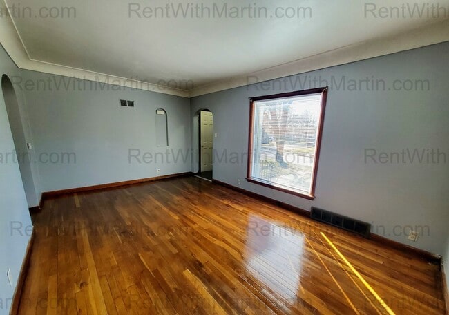 Building Photo - 500 Boston Ave