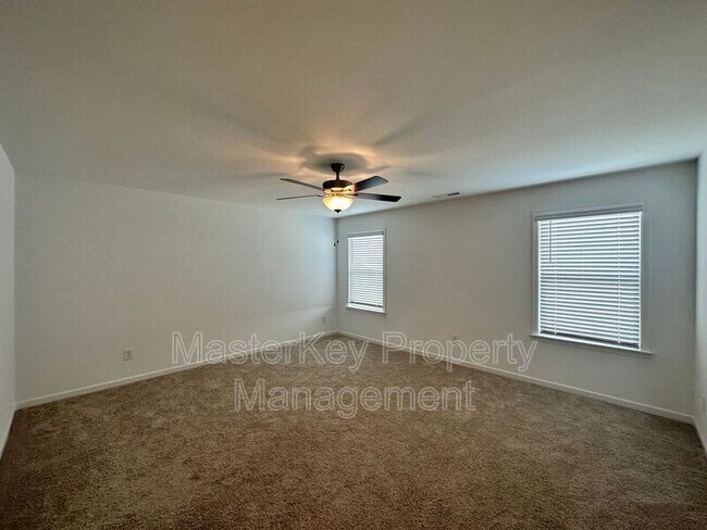 Building Photo - 1202 Briar Gate Dr