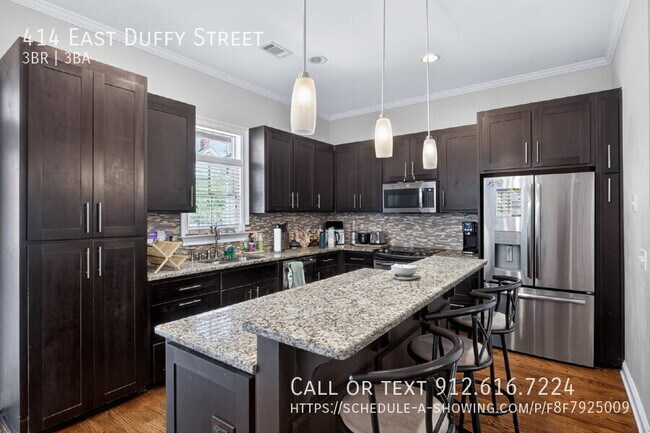 Building Photo - 414 E Duffy St