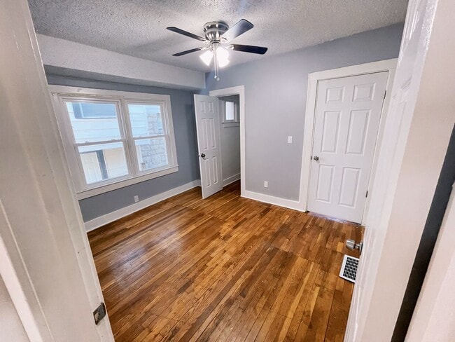 Building Photo - 5817 Highland Ave