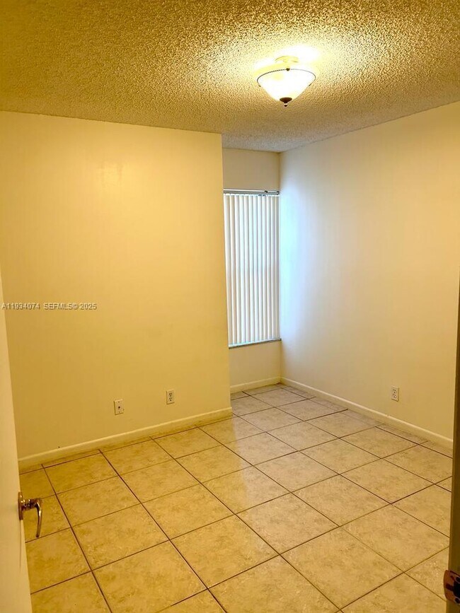 Building Photo - 4779 NW 5th Ct