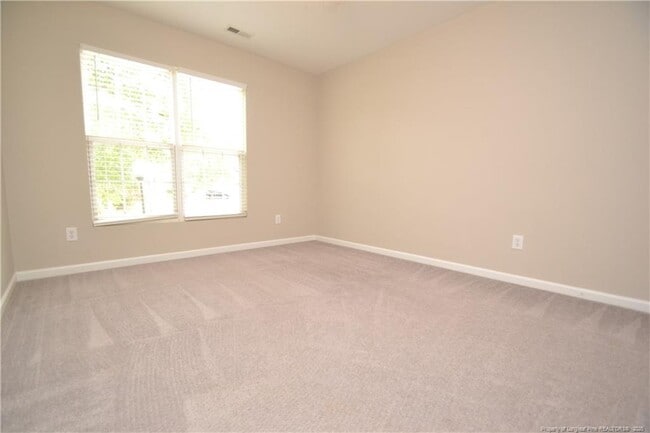 Building Photo - 600 Walnut Woods Dr