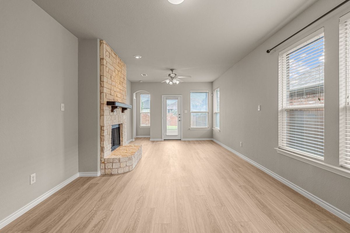 Building Photo - 1712 Adams Pl