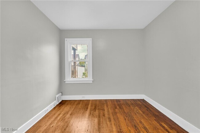 Building Photo - 4455 W 48th St