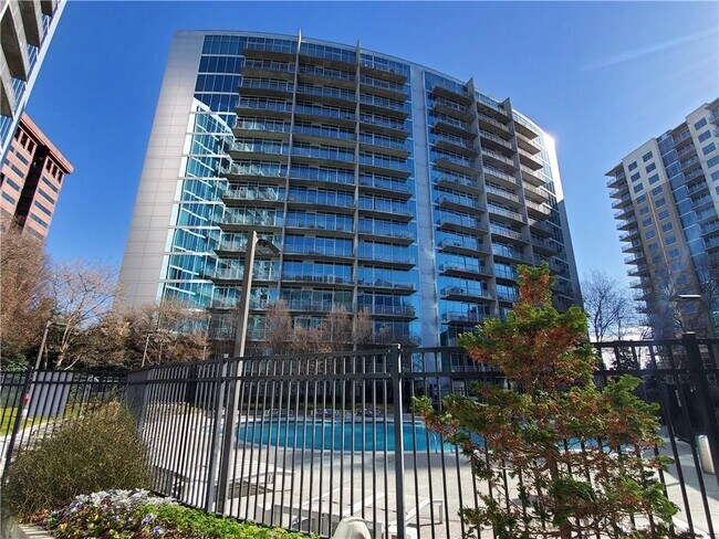 Building Photo - 44 Peachtree Pl NE