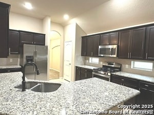 Building Photo - 15231 Stagehand Dr