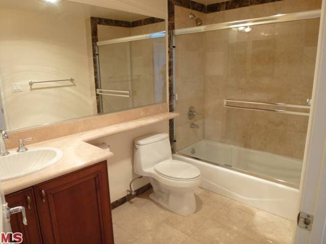 Bathroom - 1828 Glendon Ave