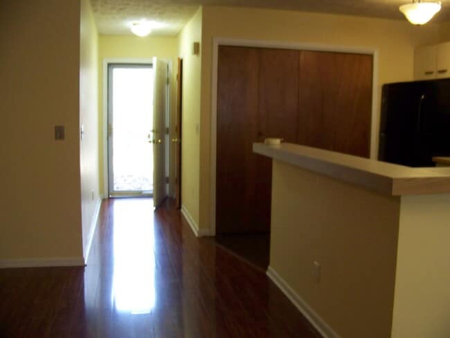 Building Photo - STEWARTS CREEK