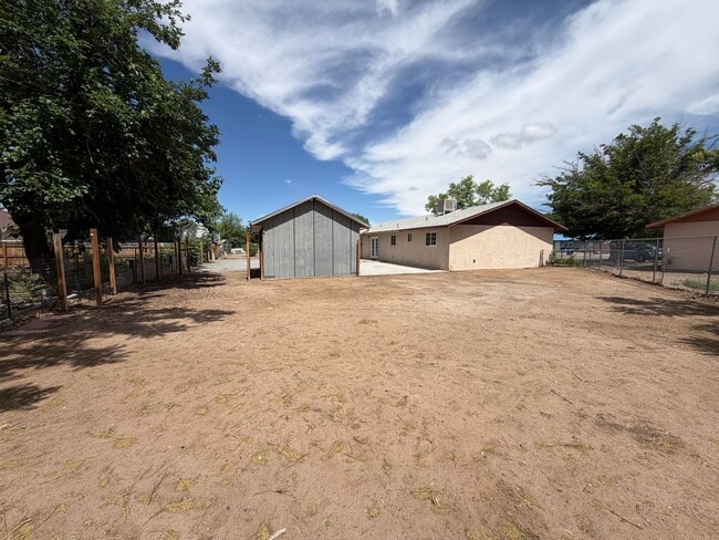 Building Photo - 3 Bedroom Single Story Home Available Near E Main Street & Hwy 314 SW in Los Lunas!