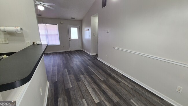 Building Photo - 601 Connors Path