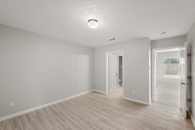 Building Photo - 2934 Cypress Island Dr