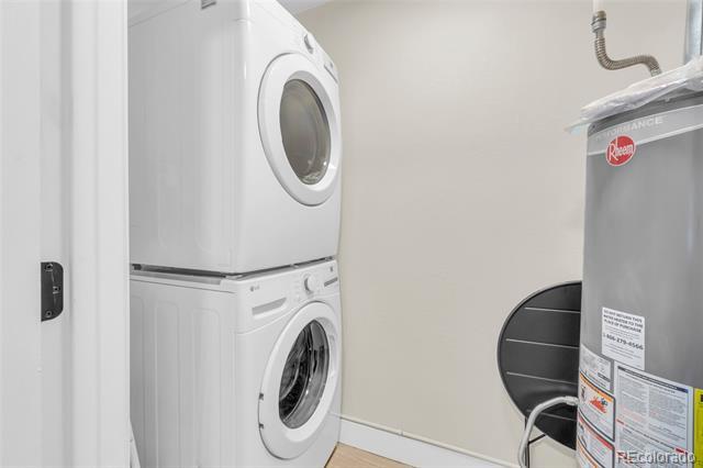 Building Photo - 2405 W 39th Ave