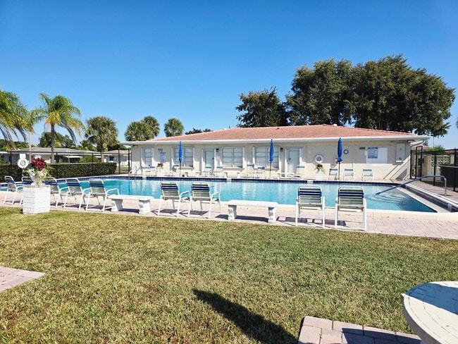 Building Photo - 5713 NW 65th Terrace