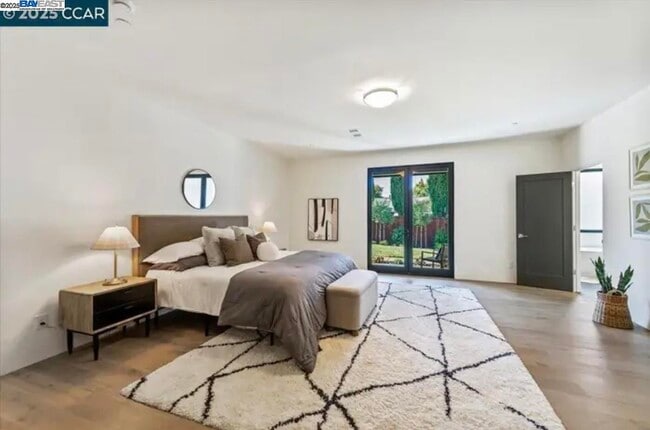 Building Photo - 132 Quinterra Ln