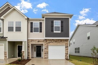 Building Photo - 74 Amaryllis Ln