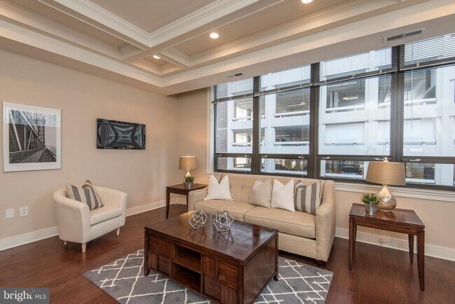 Building Photo - 1501 Locust St