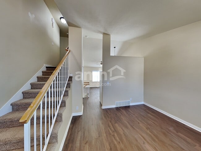 Building Photo - 1526 N 250 W