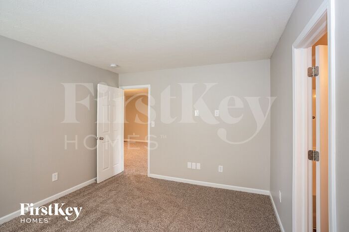 Building Photo - 659 Bobtail Dr