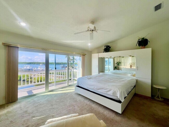 Building Photo - 2486 Harbour Cove Dr