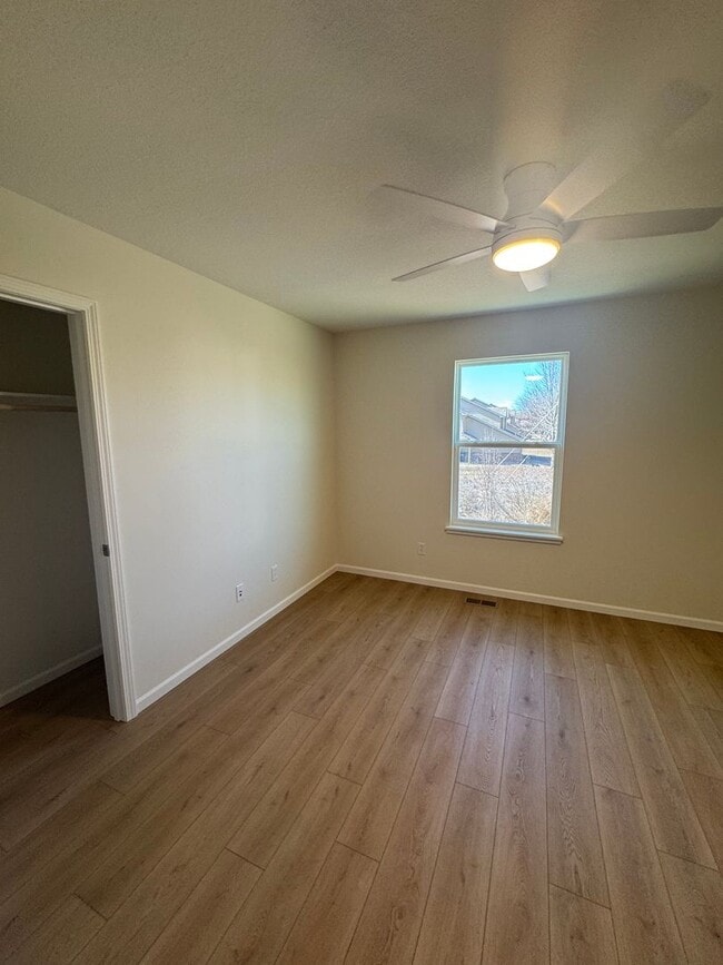 Building Photo - 4919-4921 Silver Mill Dr.