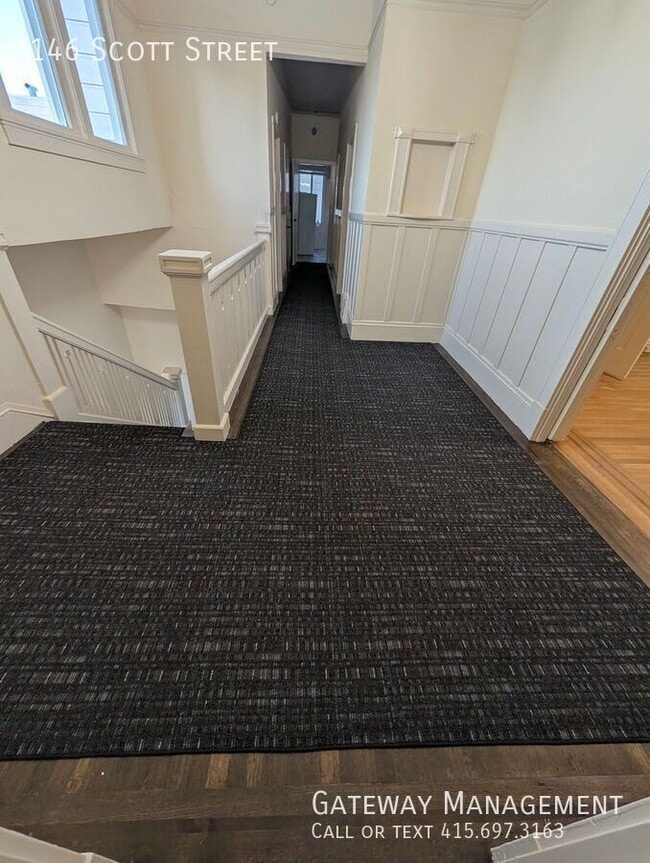 Building Photo - 146 Scott St