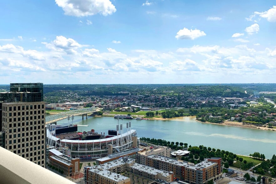 City Club Apartments Union Central 19 W 4th St Cincinnati OH 45202