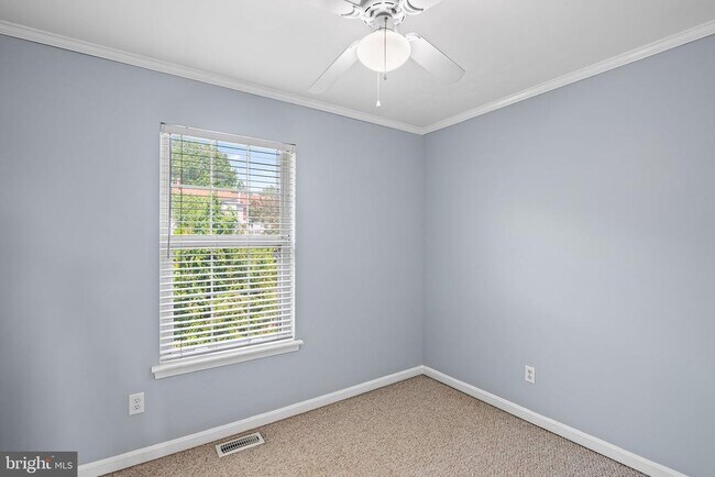 Building Photo - 3305 Cheverly Ct