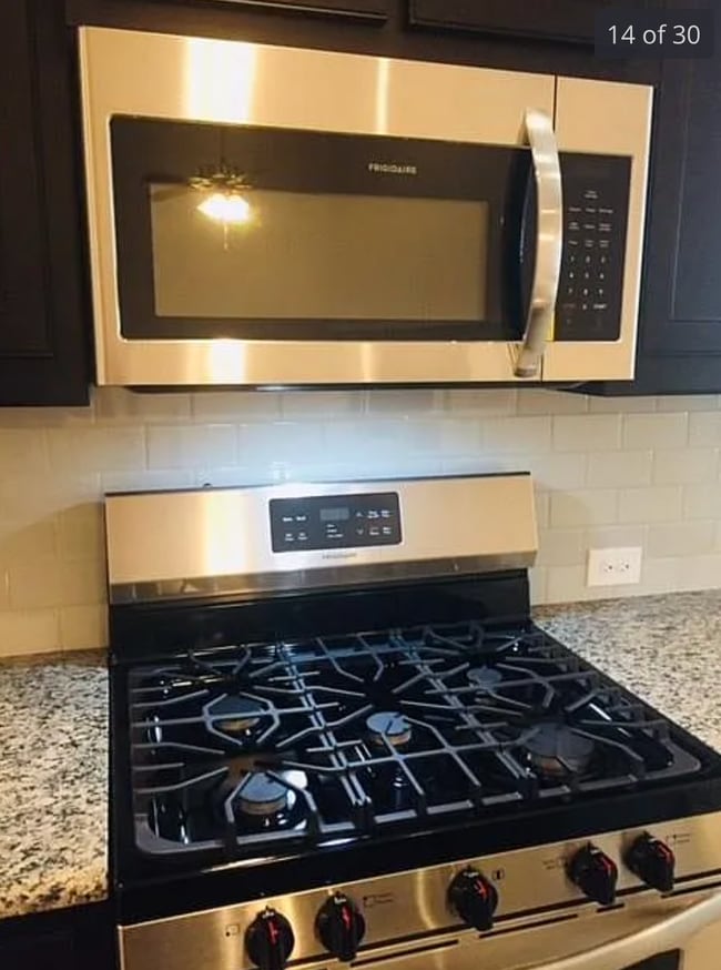 Building Photo - 15720 Prairie Grass Ln